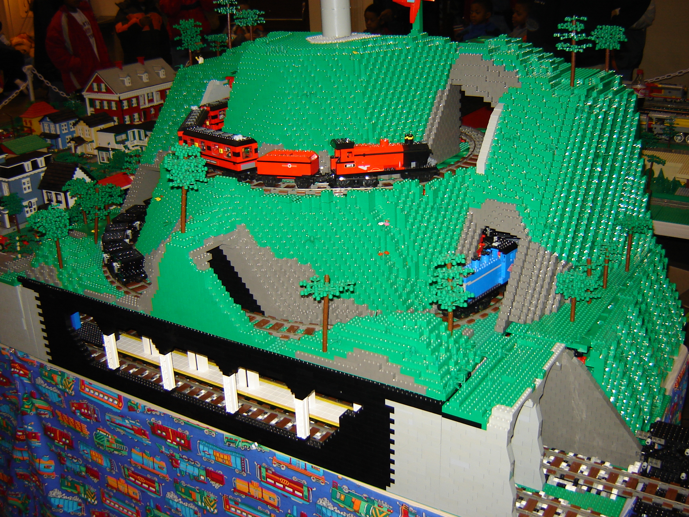 Dsc00085 from COLTC GTE Jan 2006 Display  - My Hill MOC with several tunnels and underground station