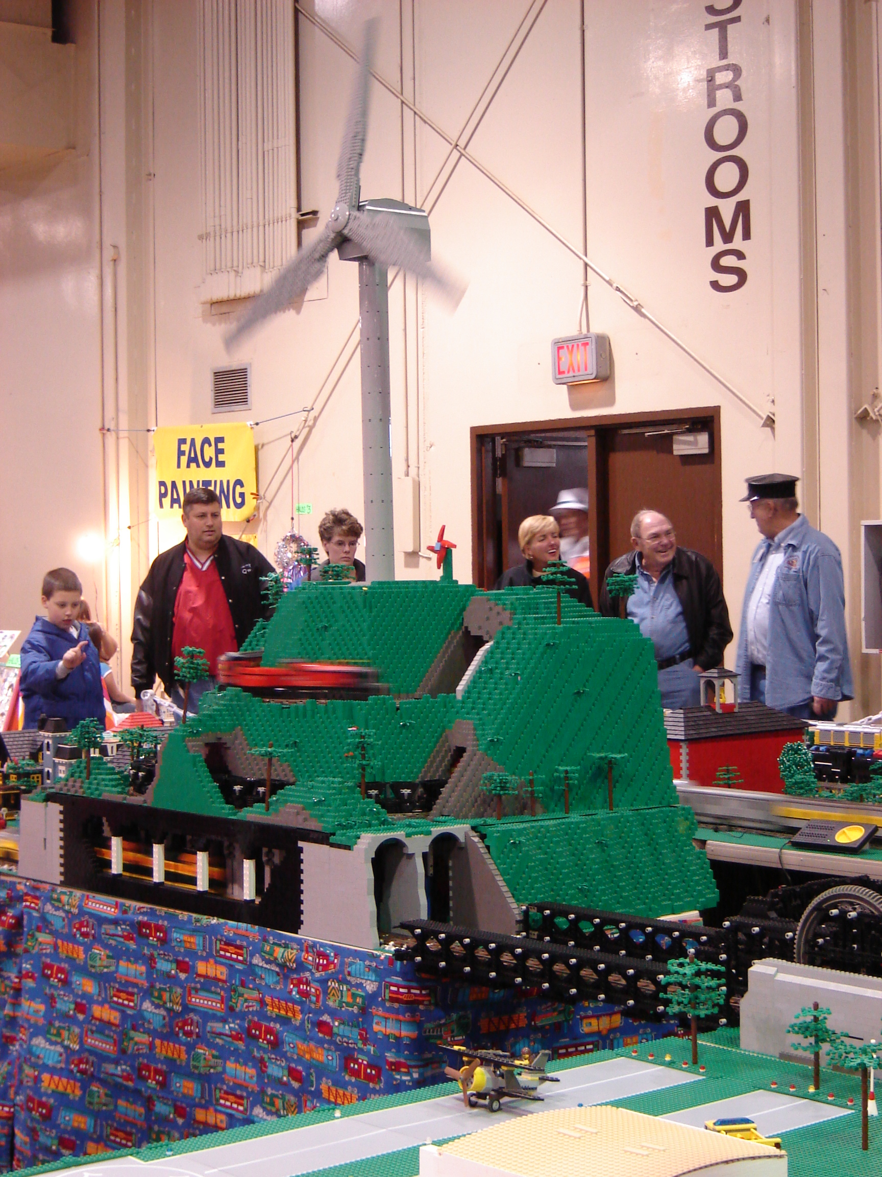 Gallaghersart dsc00103 from Lego Train Bridge ver. 10 