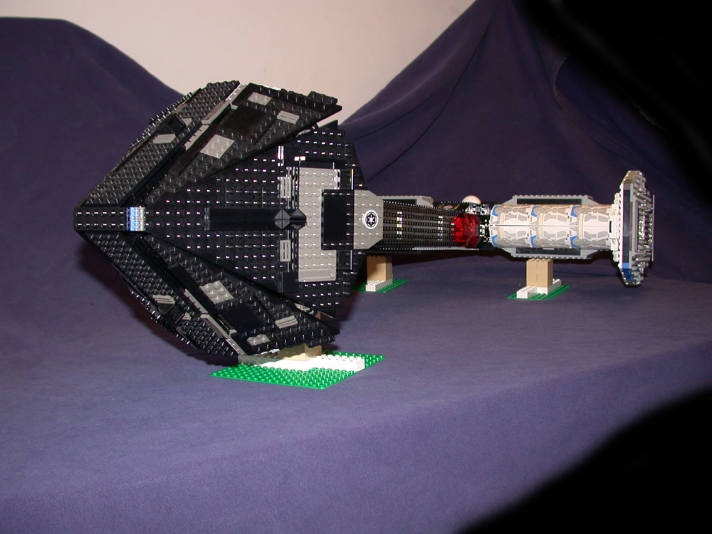 Gallaghersart top front 01 from LEGO Space Mother Ship 