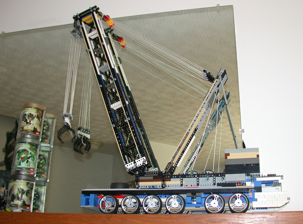 Gallaghersart a-side-view from LEGO Cranes 