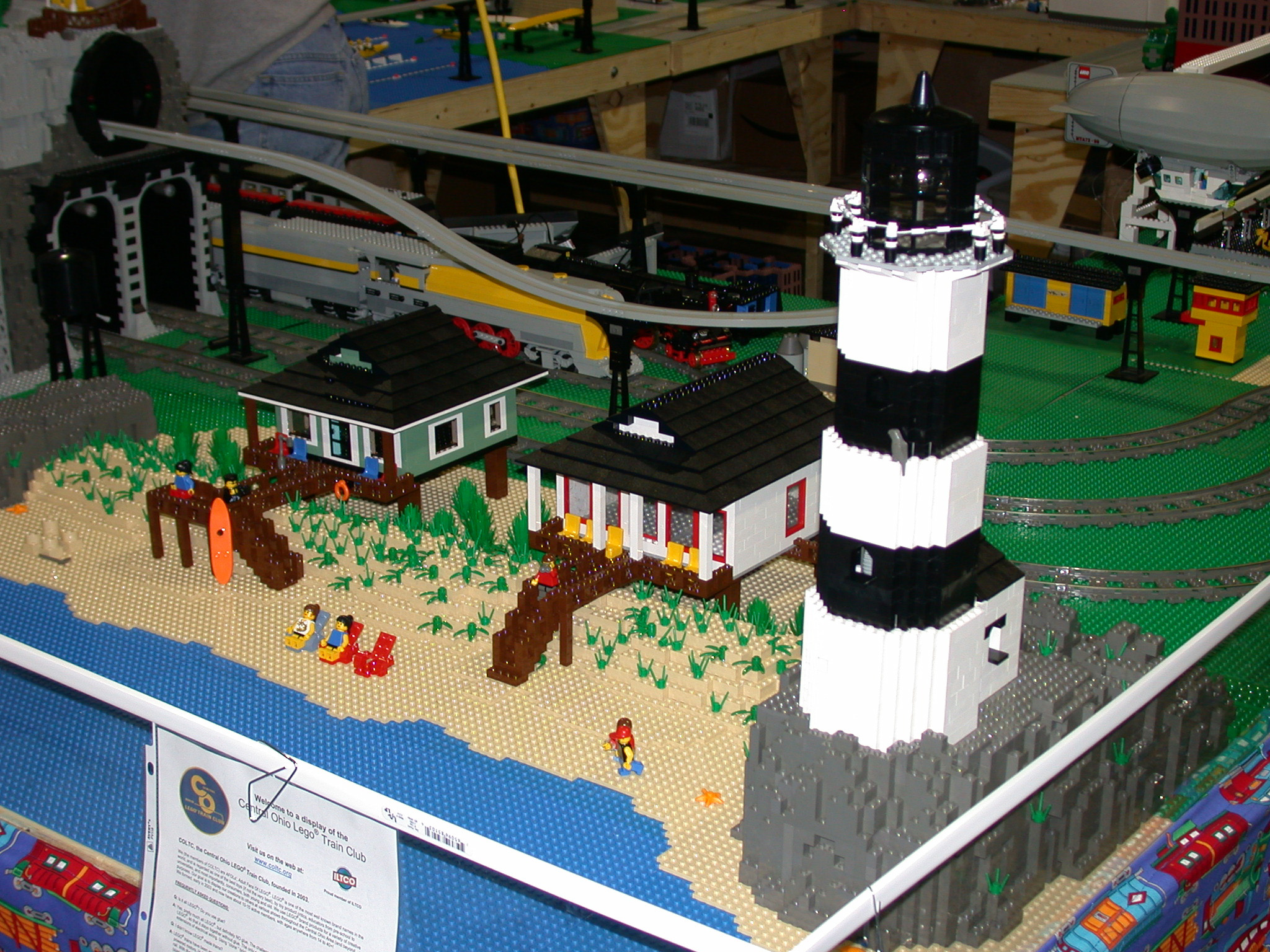 Gallaghersart light house and beech houses 403 from Dayton GATS Oct 2003 
