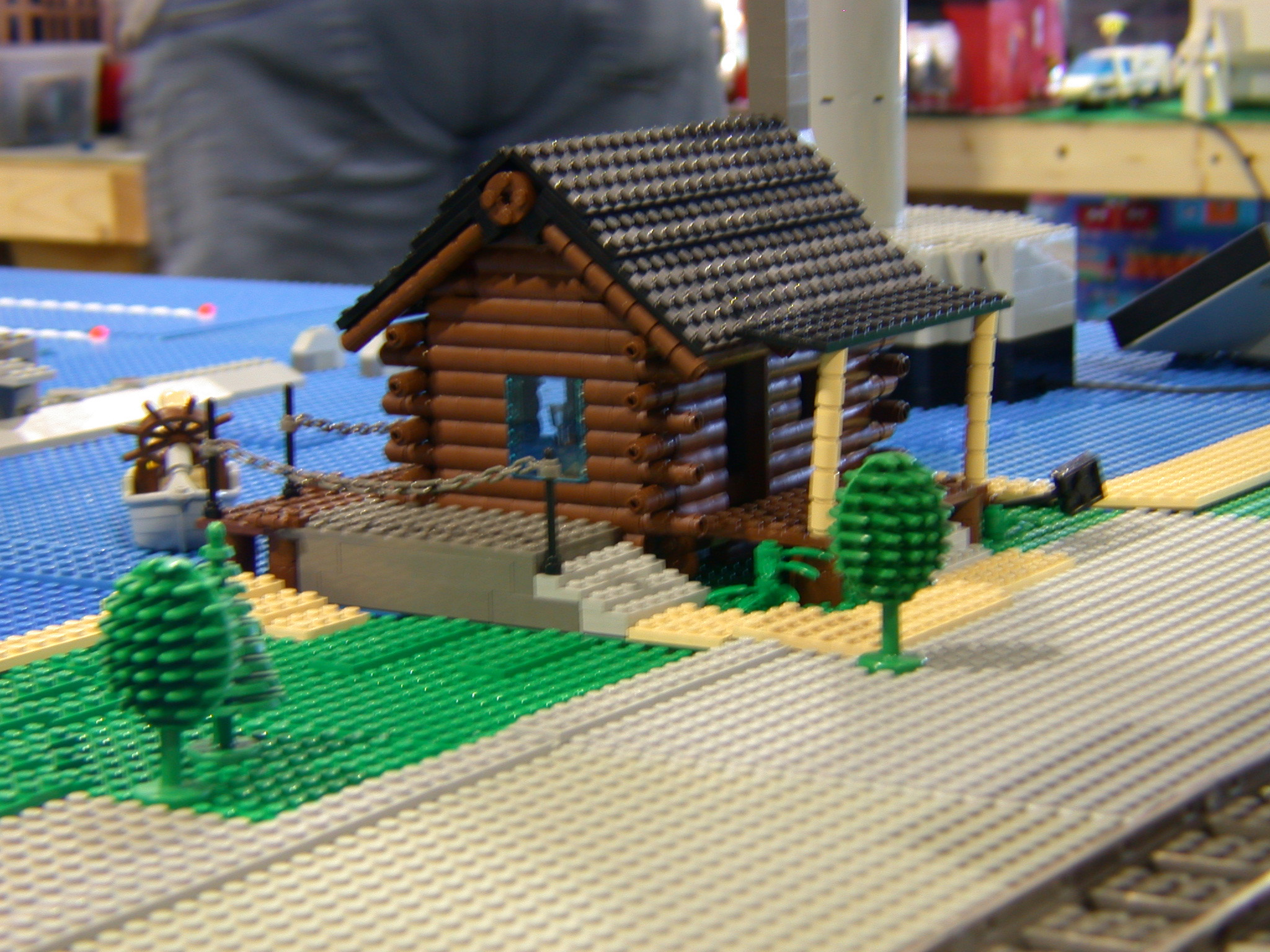 Gallaghersart log cabin 539 1 from Dayton GATS Oct 2003 