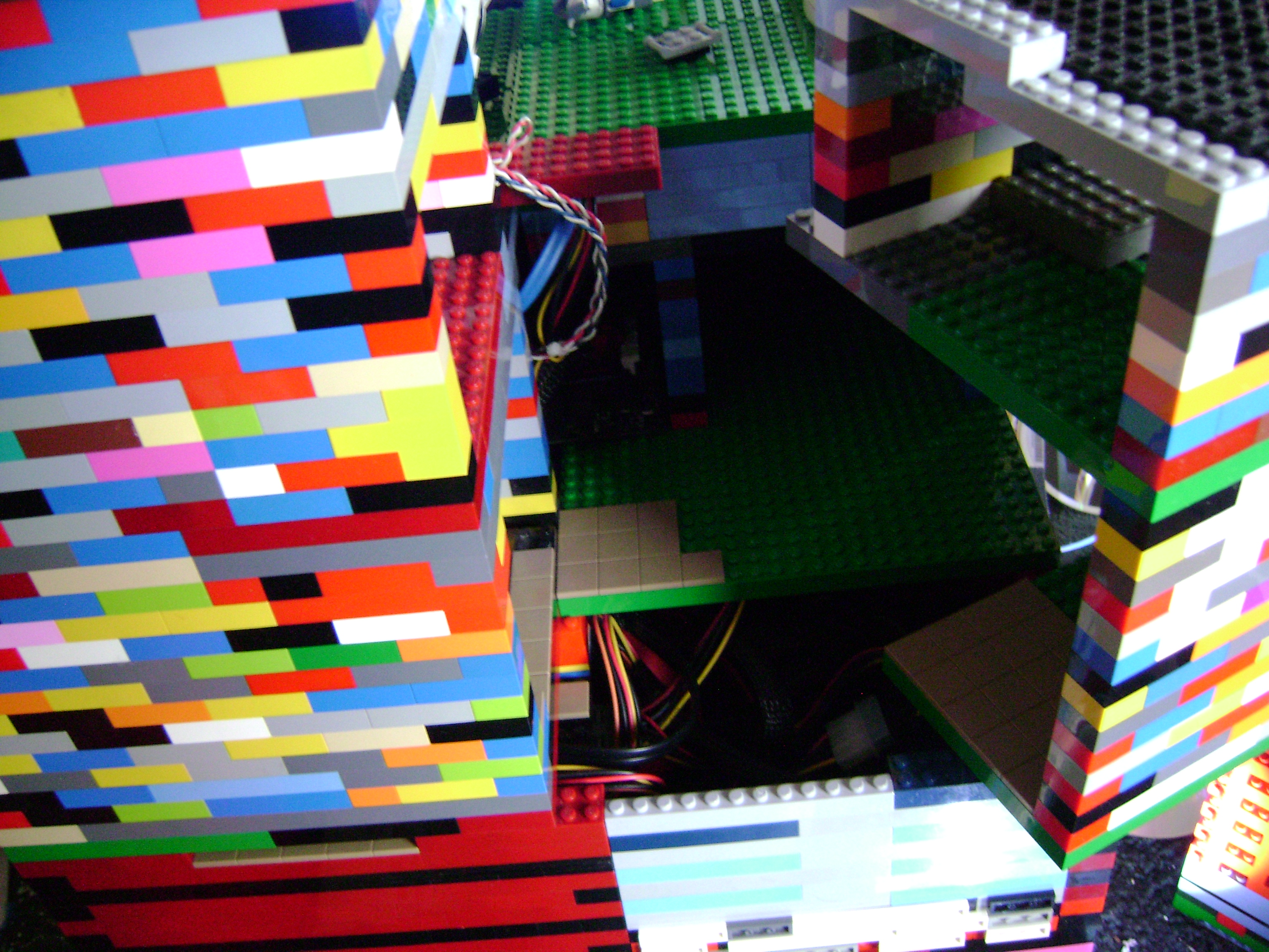 Gallaghersart dsc03417 from LEGO PC Case 