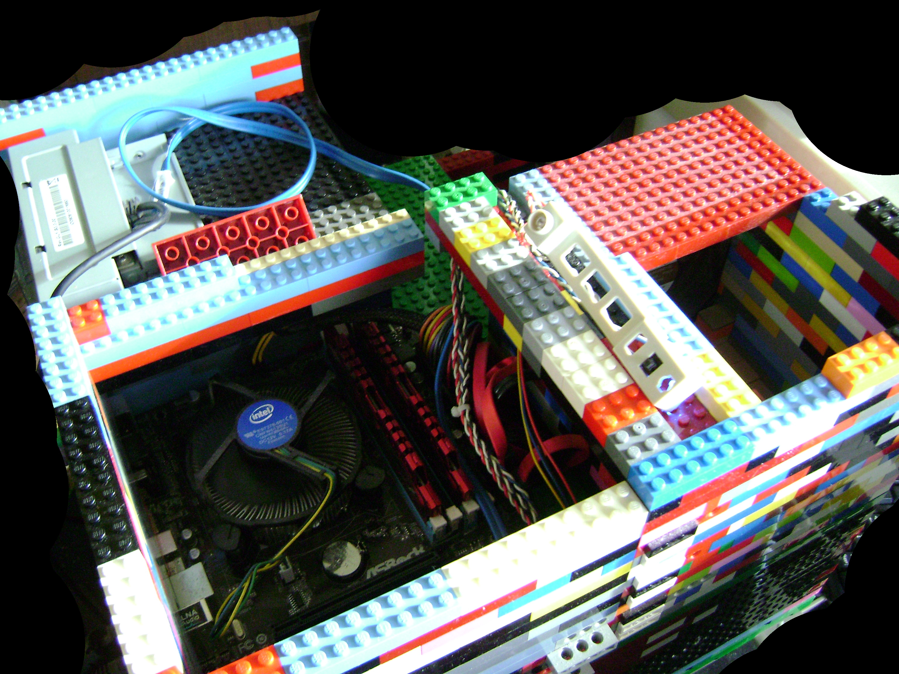 Gallaghersart dsc04944sm from LEGO PC Case 