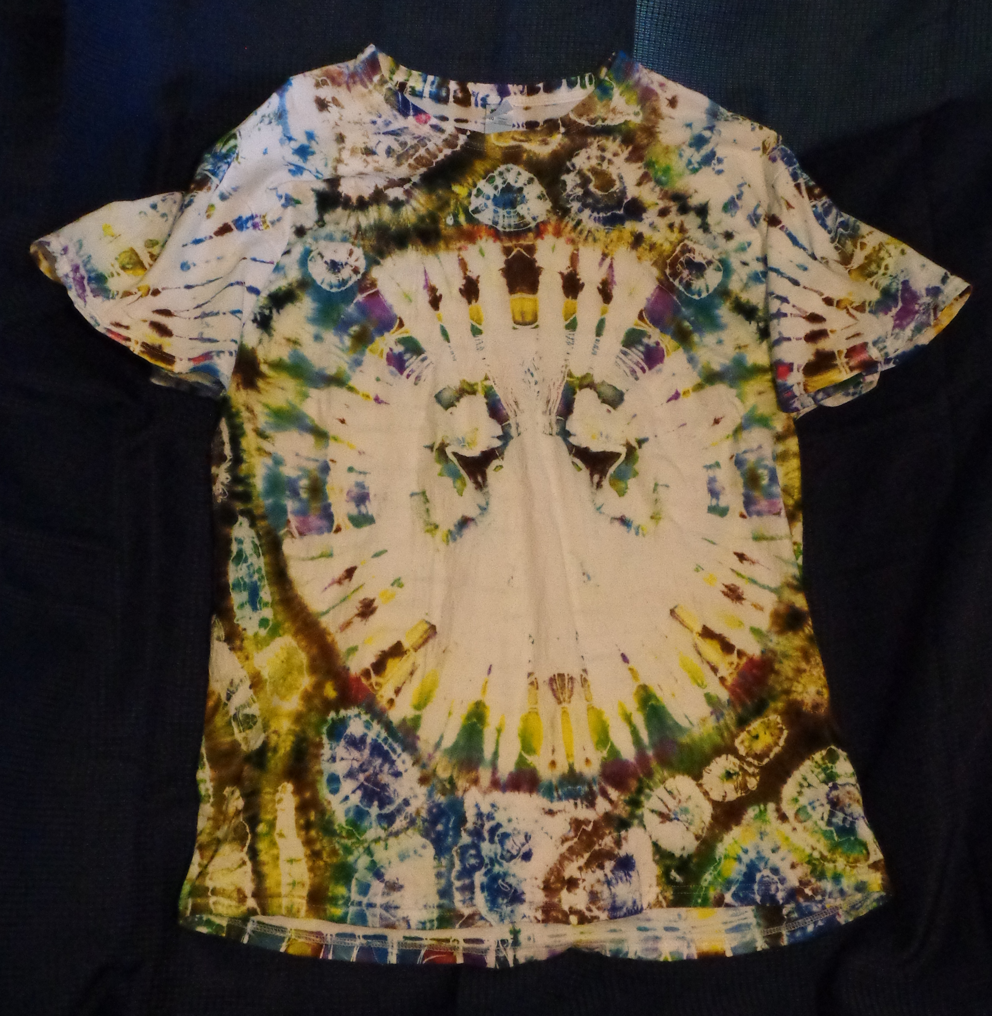 Dsc05765 from Tie Dye July 2024  - 11 G1 XL, Front, 1st peace sign, will dye 2nd time. Front, Back, and Sides are Unique