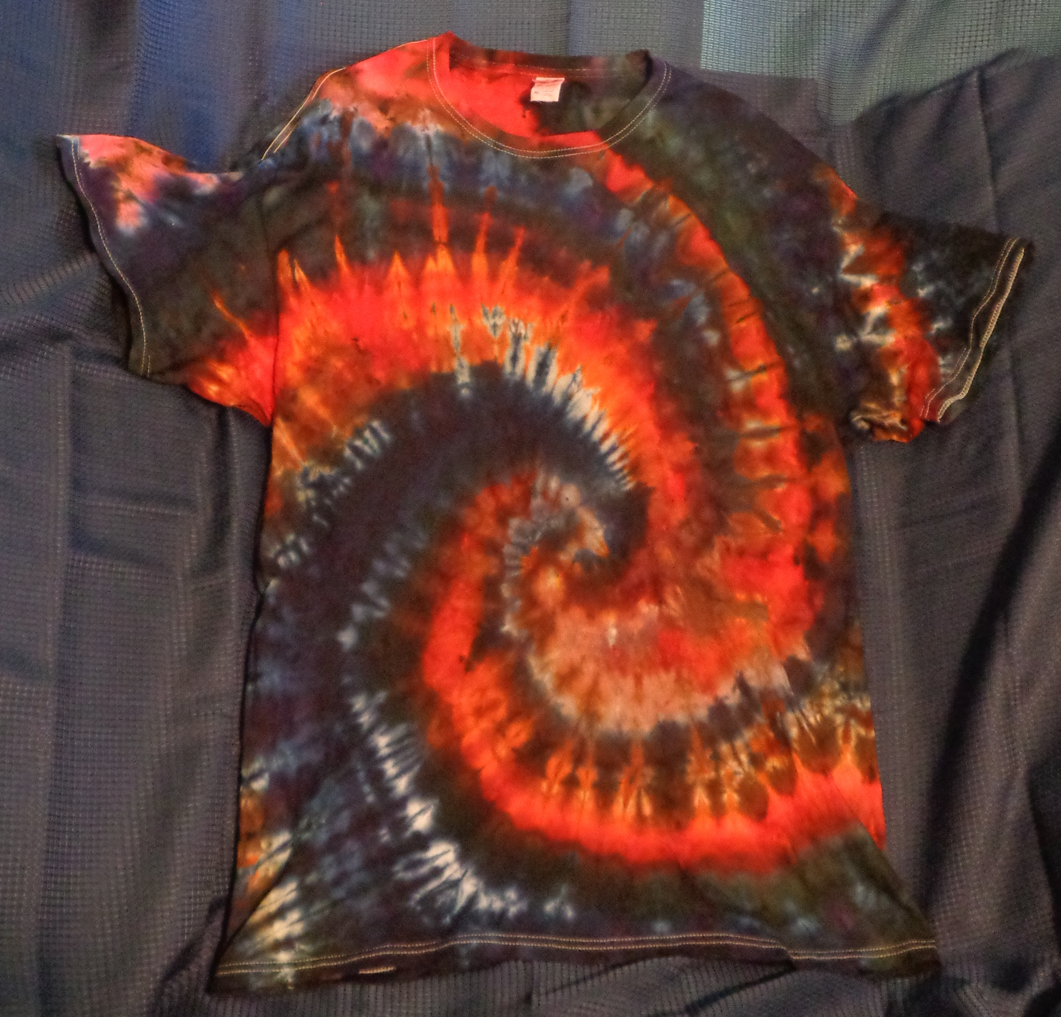 Dsc05769 from Tie Dye July 2024  - 15 F1 XL Front. Front, Back are Mirrored Sold