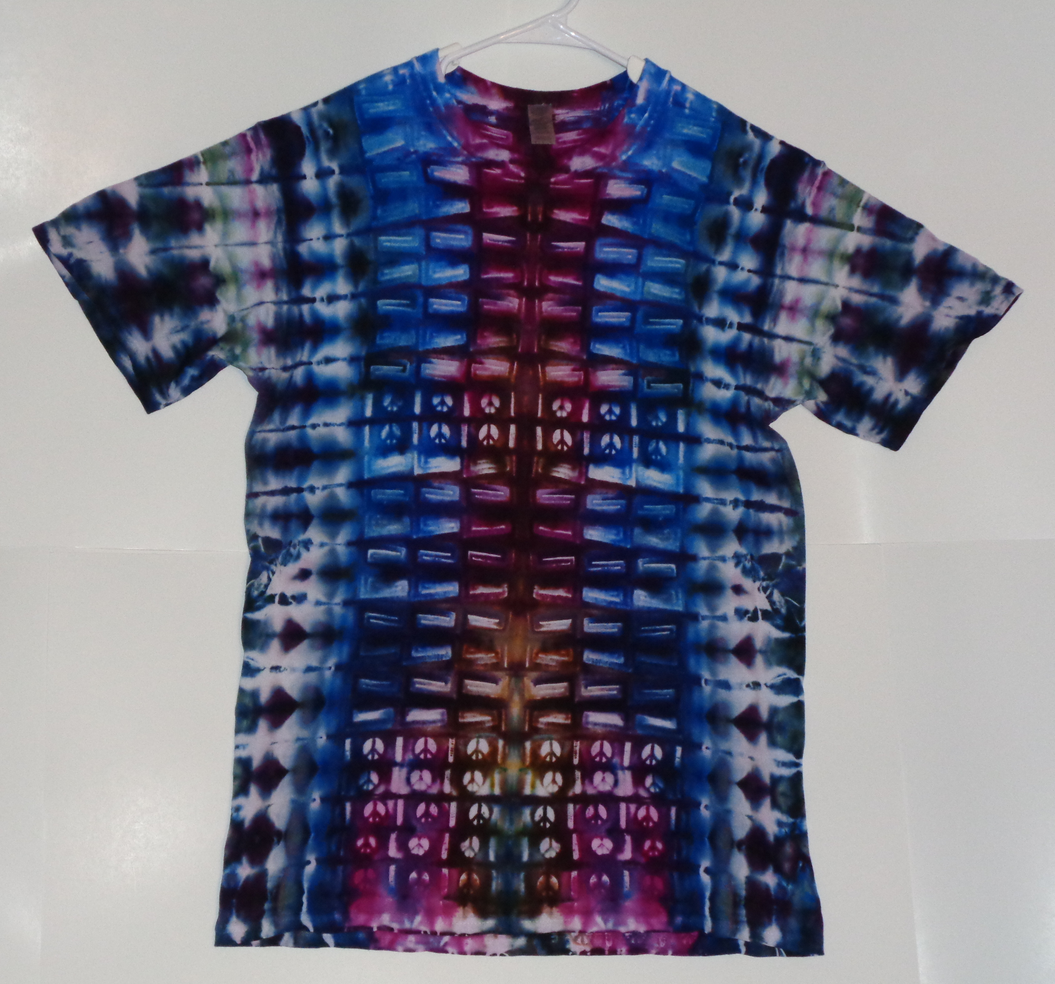 Dsc06117 from Tie Dye July 2024  - 31 G1 M Front, Back are Mirrored. Peace bar, Dual mixing Spirals bars 